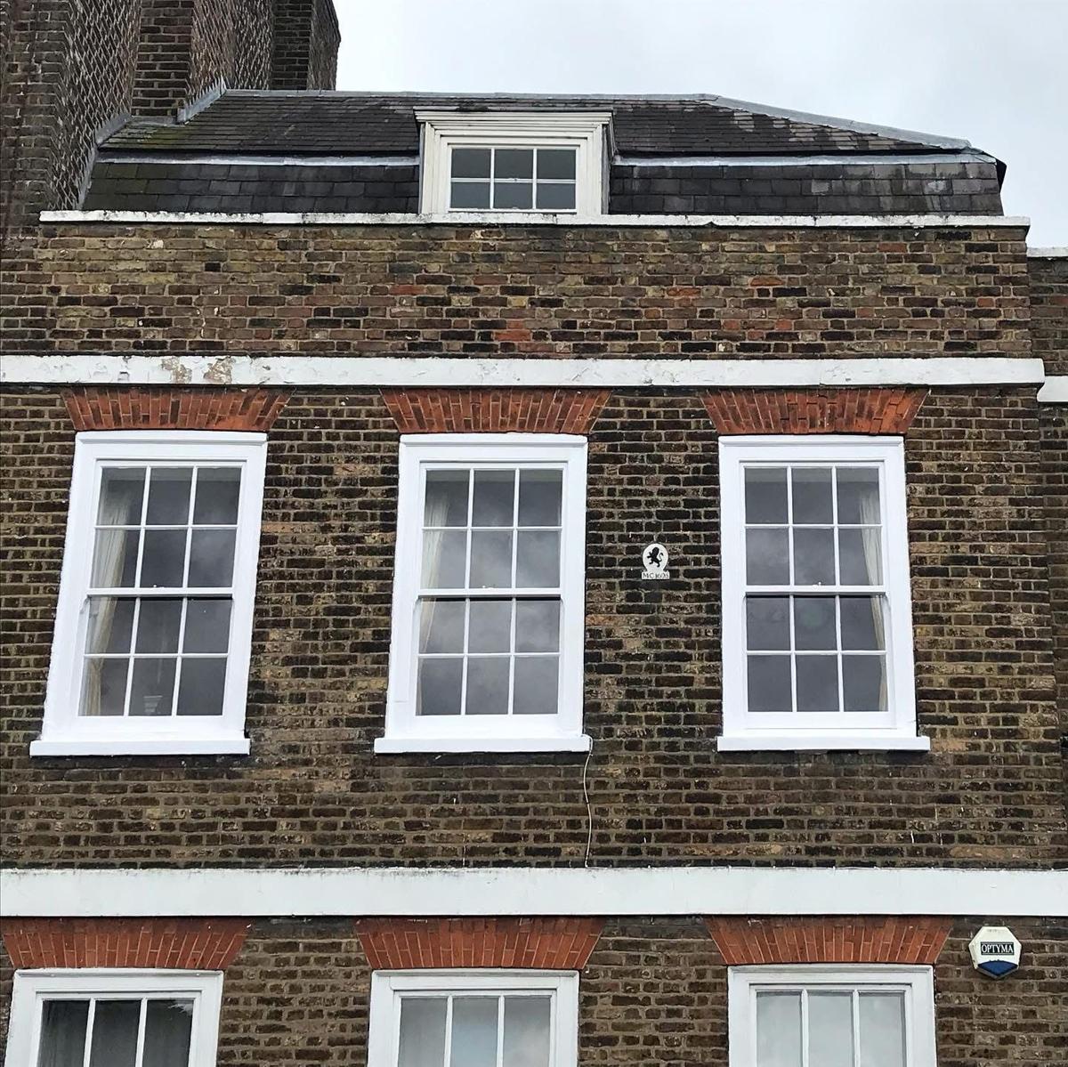 Townhouse sash windows